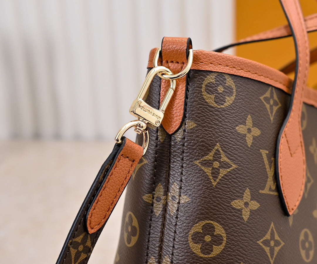 LEM368 New arrive fashion Travel design bag for woman beautiful gift to choose gift 24x14x9cm