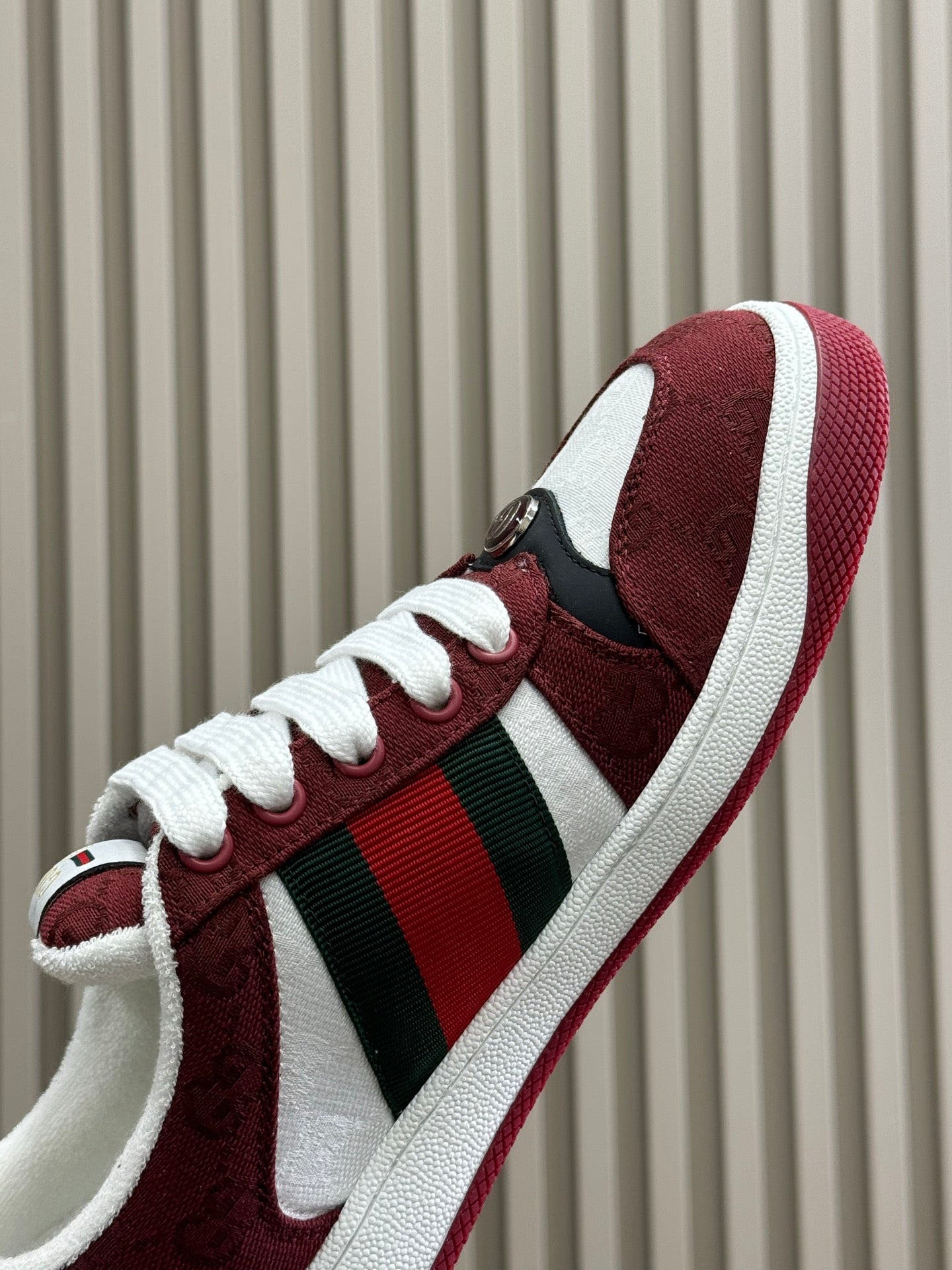 GEM119 New arrive fashion blue color shose for woman men beautiful gift to choose gift