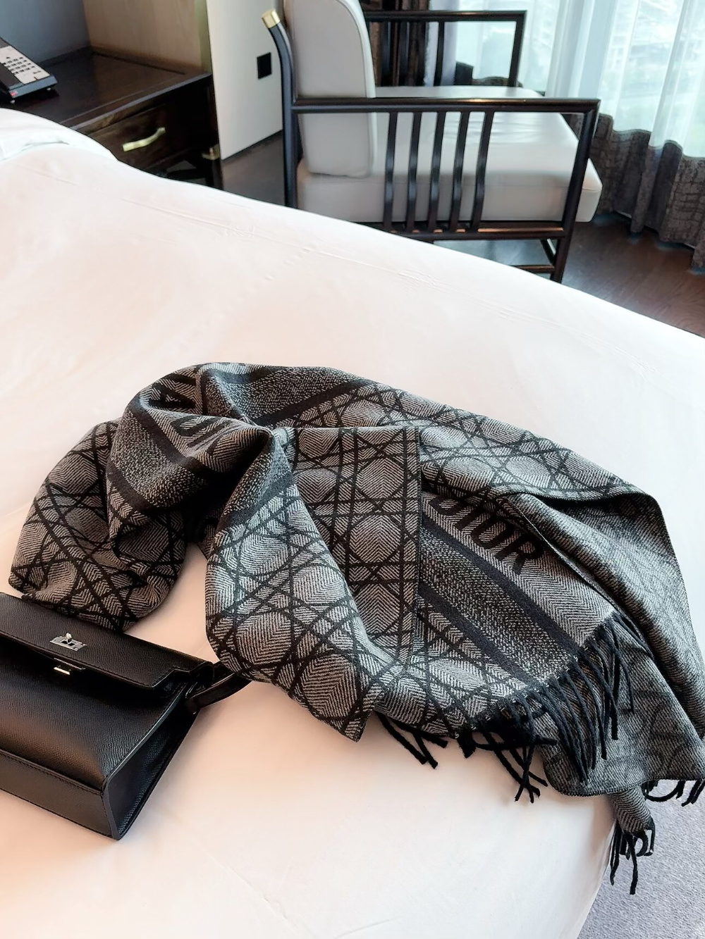 DEM341 new arrive  Hot sale grey brown color fashion beautiful  scarf  for woman gift  to choose size 180*60cm