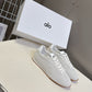 Alo01 Designer Sneakers Men Women Gum Sky Beige Dark Scarlet Mens Trainers Womens Casual Outdoor Runners
