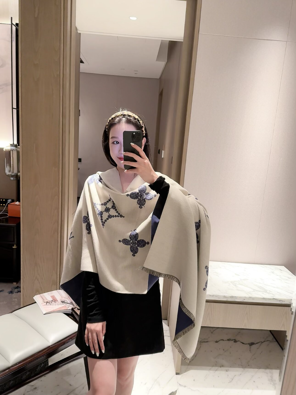 LEM616 new arrive  Hot sale brown black blue grey red color fashion beautiful  scarf  for woman gift  to choose