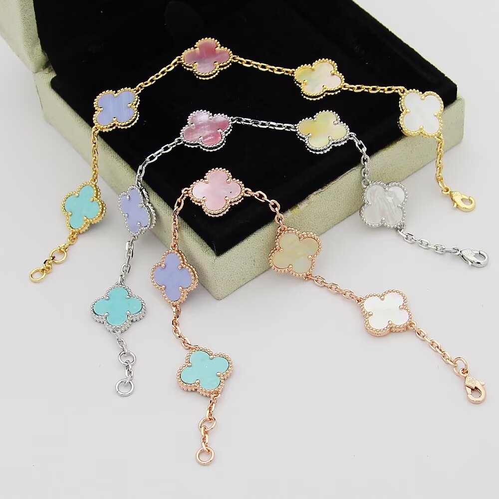 VEM35 New trendy four-leaf clover bracelet - exquisite sophisticated exclusive flattering versatile accessory