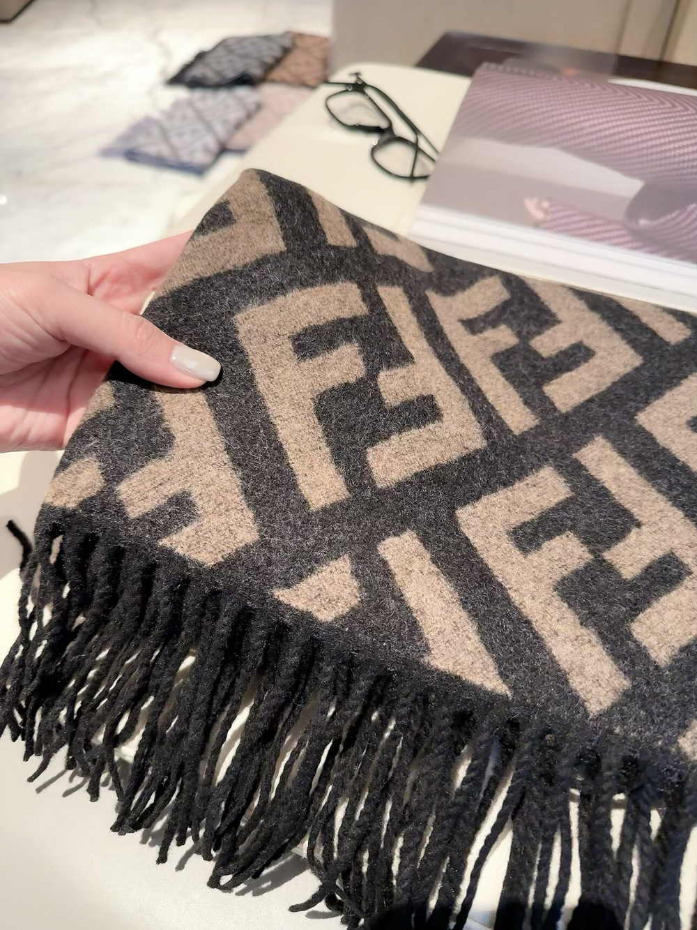 FEM34 new arrive  Hot sale brown  black color fashion beautiful  scarf  for woman gift  to choose 60x180cm