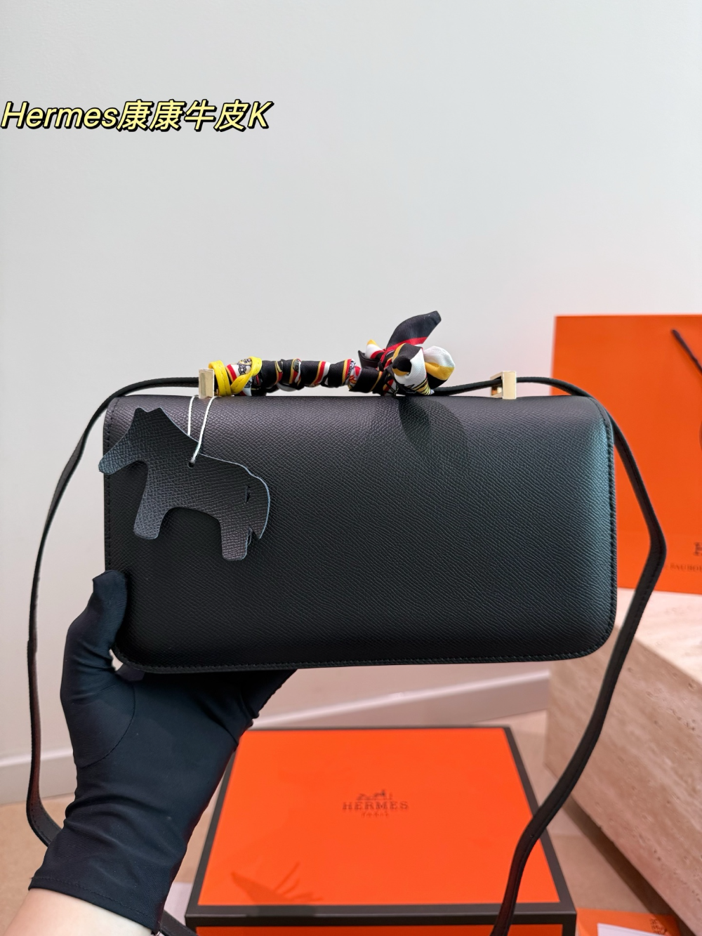 HEM109 New arrive fashion Black white brown blue green pink red khaki gray bag for woman hands bag beautiful gift to choose gift 27cm