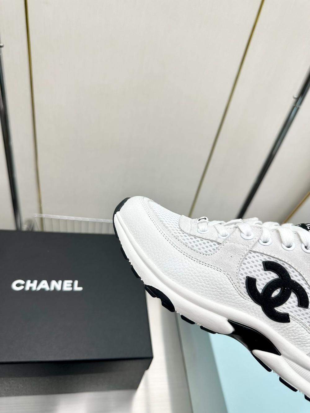 CEM229 New arrive fashion black and white shose for woman men beautiful gift to choose gift