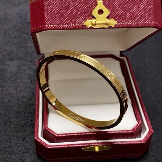 CREM228 New Fashion Silver and Gold Color Bracelet Metal Letter Wristband Bracelet Couple Accessories for Woman