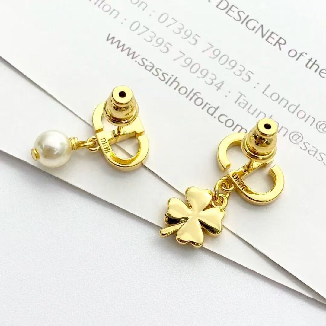 DEM271 New Arrive Fashion  Hot Sale  with Diamond Pearl Earring  for Woman Jewelry To Choose