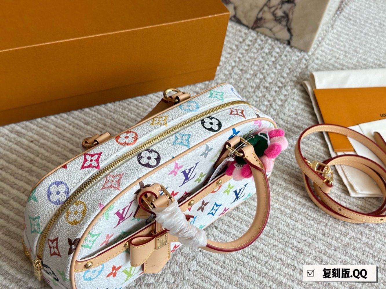 LEM517 New arrive fashion white brown bag for woman hands bag beautiful gift to choose gift 27*19cm