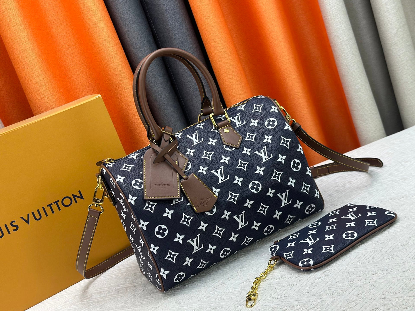 LEM291 designer bag free shipping Light luxury genuine leather High quality casual Boston bag versatile classic vintage handbag for woman 25cm