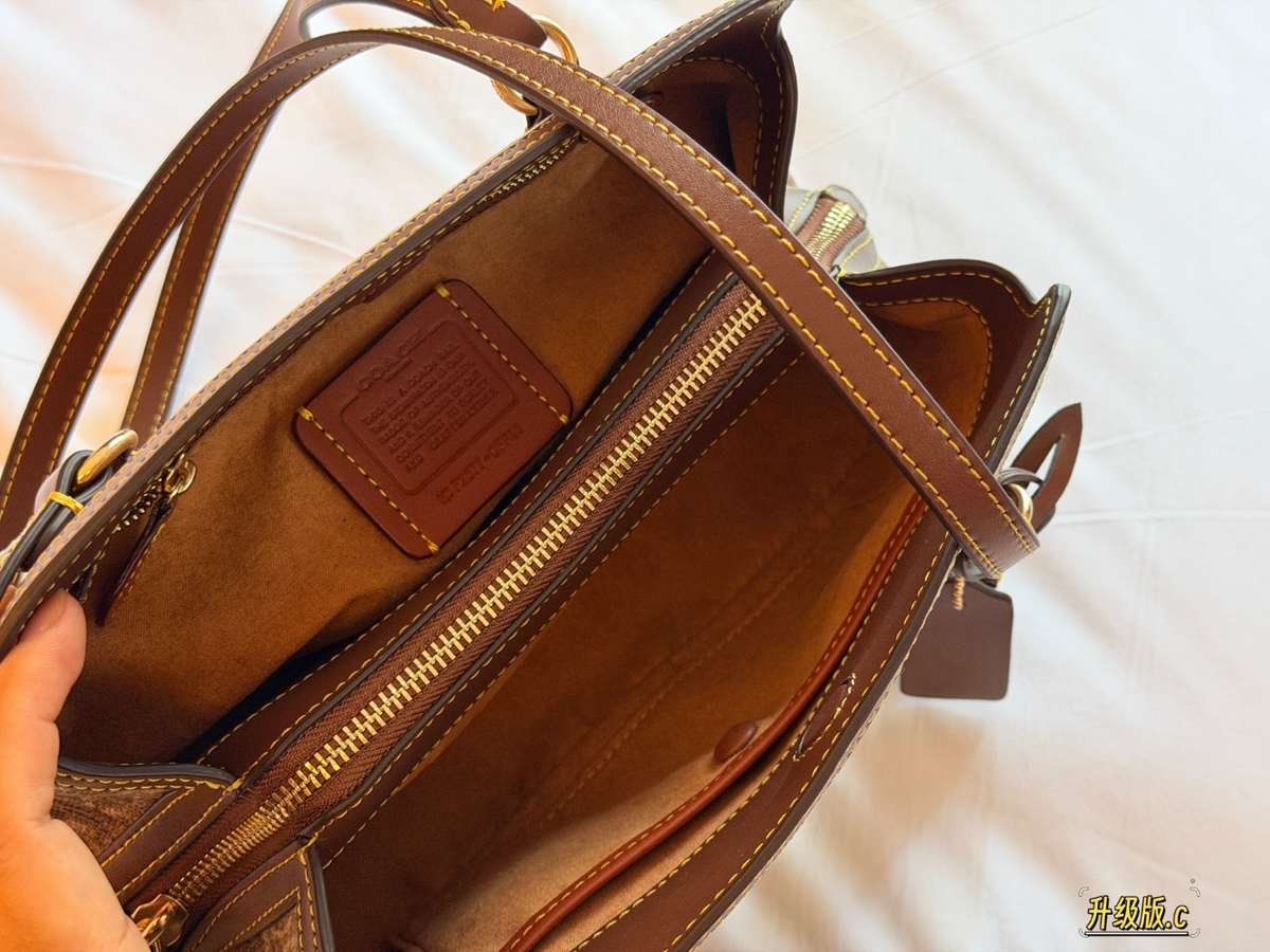 COEM17  New arrive fashion caramel color bag for woman beautiful gift to choose 28*16cm