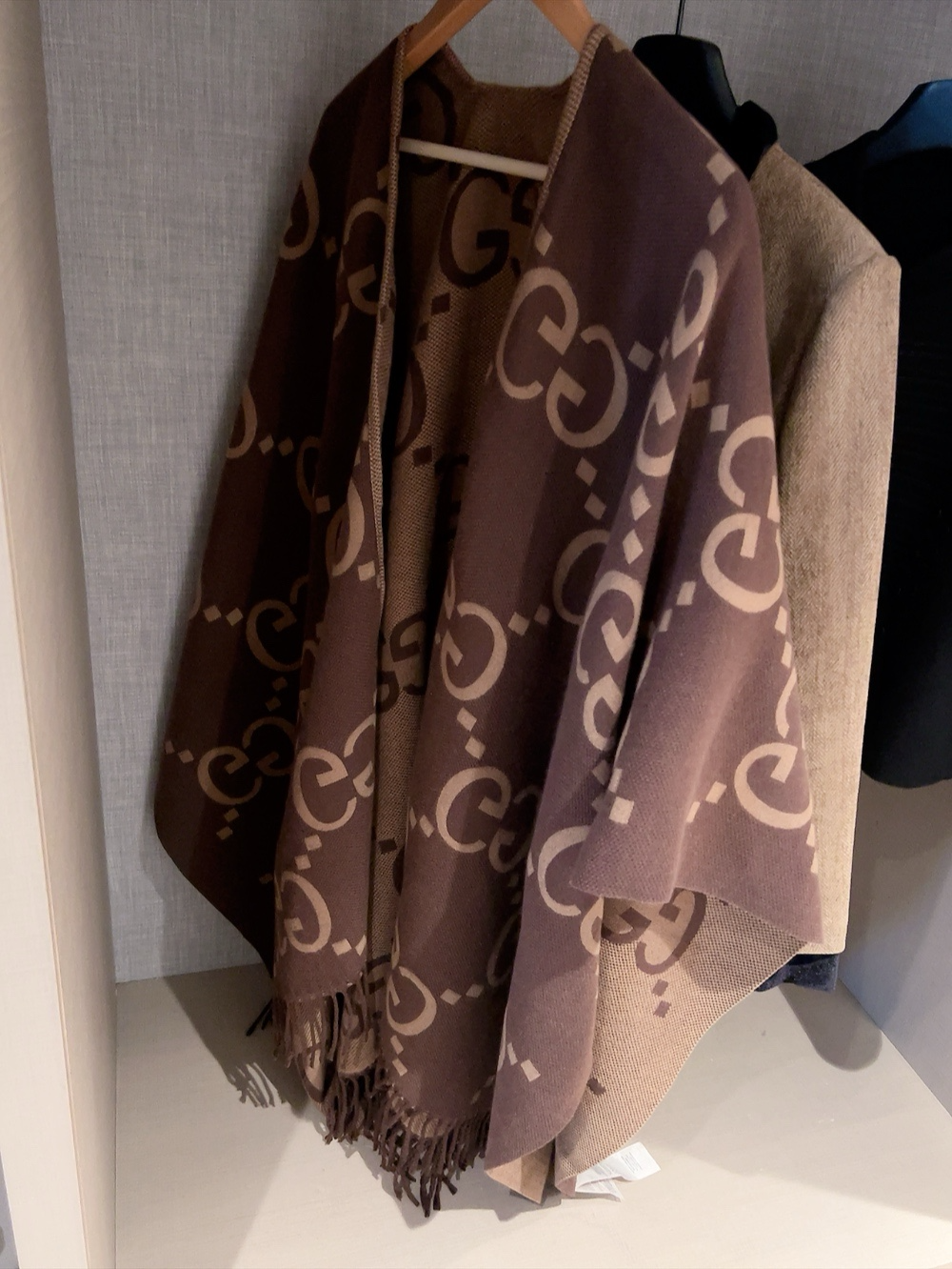 GEM256 new arrive  Hot sale dark brown color fashion beautiful  scarf  for woman gift  to choose 145x185cm