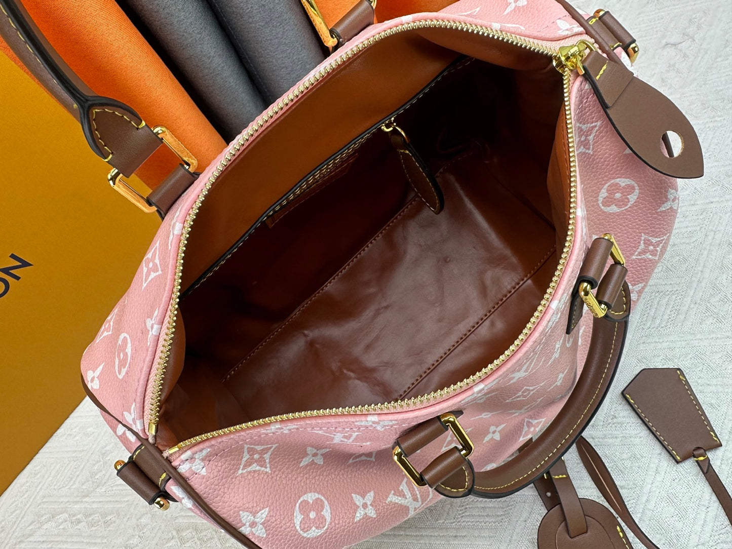 LEM291 designer bag free shipping Light luxury genuine leather High quality casual Boston bag versatile classic vintage handbag for woman 25cm