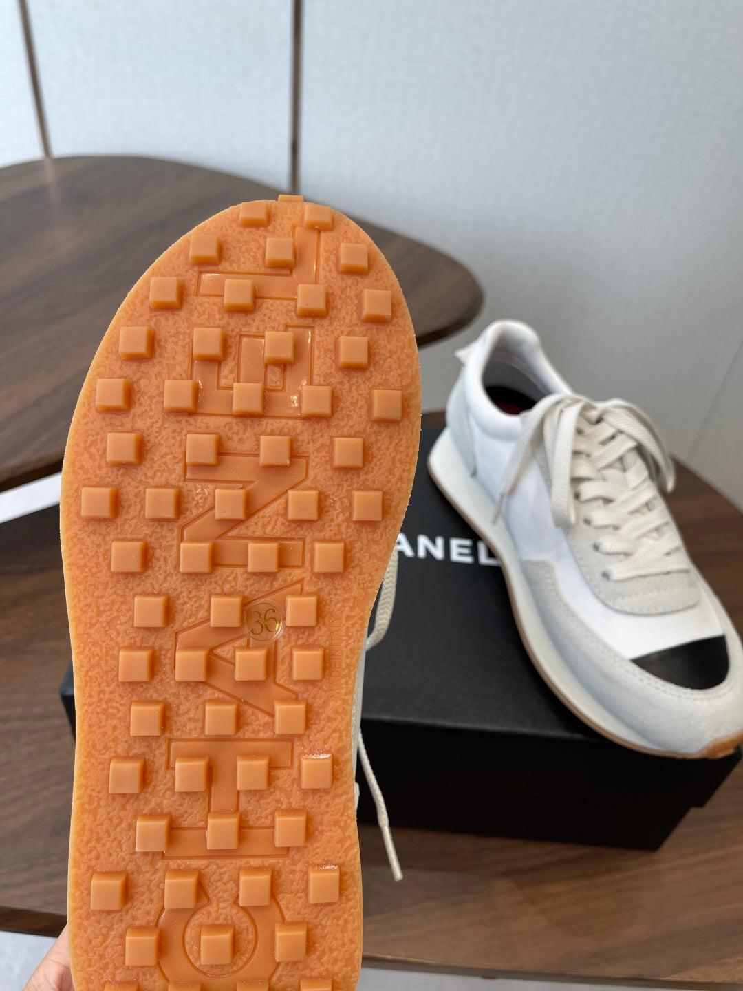 CEM258 New arrive fashion black and white color shose for woman beautiful gift to choose 3CM hight