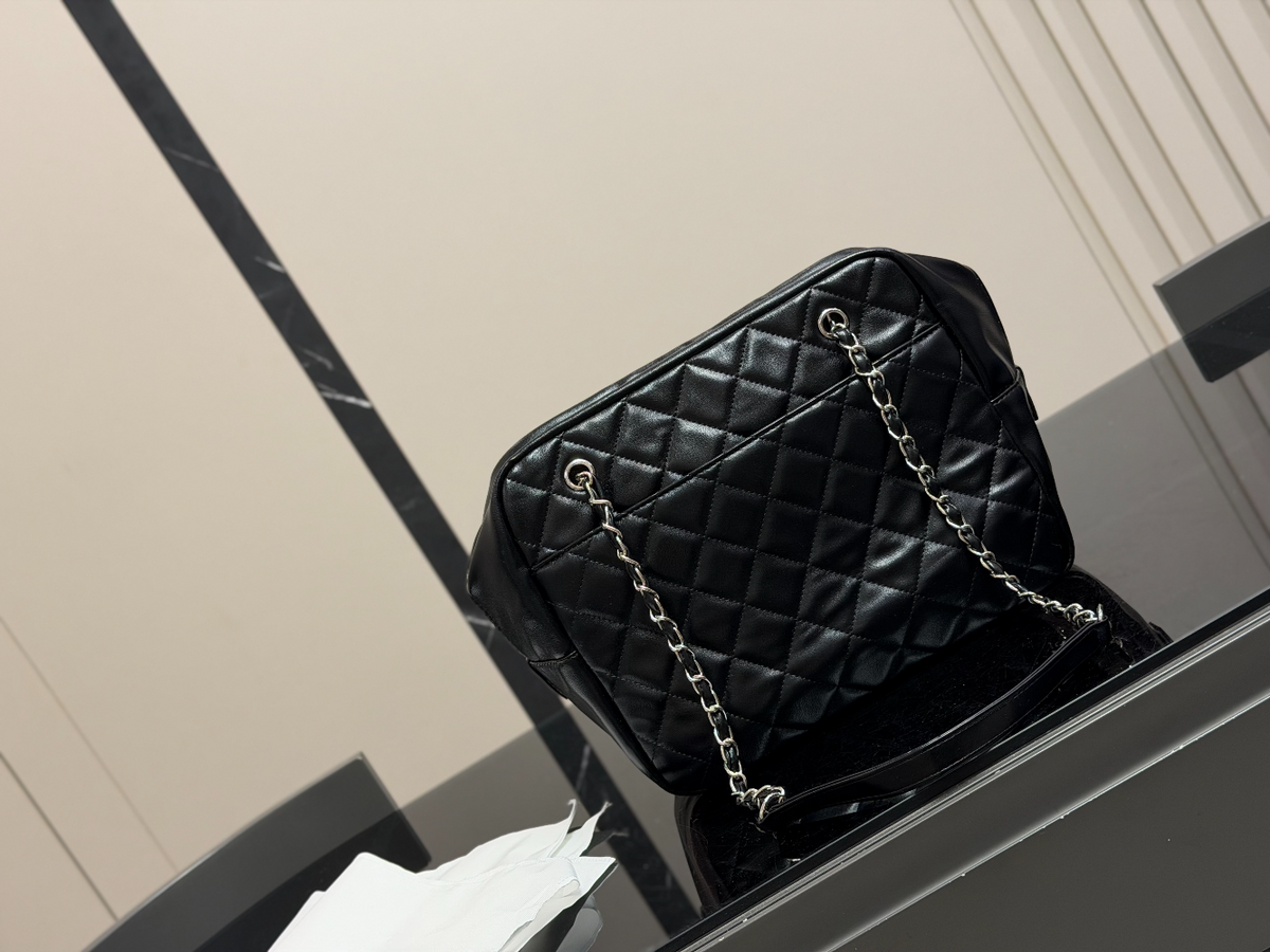CEM372 New arrive fashion black color bag for woman beautiful gift to choose 30*24cm