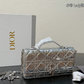 CEM275 The new fashionable diamond-patterned chain bag for ladies is highly fashionable and versatile It is an exquisite gift and an excellent choice for giving as a present 21x12cm