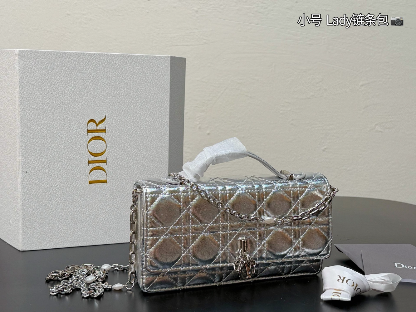 CEM275 The new fashionable diamond-patterned chain bag for ladies is highly fashionable and versatile It is an exquisite gift and an excellent choice for giving as a present 21x12cm