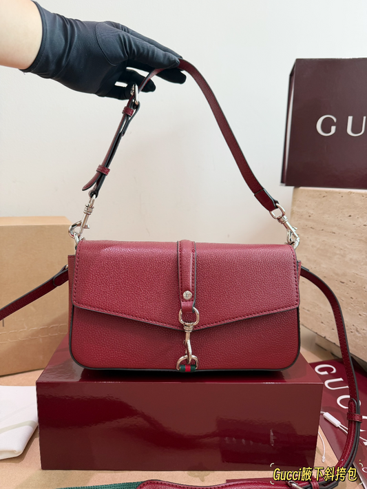 GEM222 New arrive fashion black red green purple color bag for woman beautiful gift to choose size 23*13cm