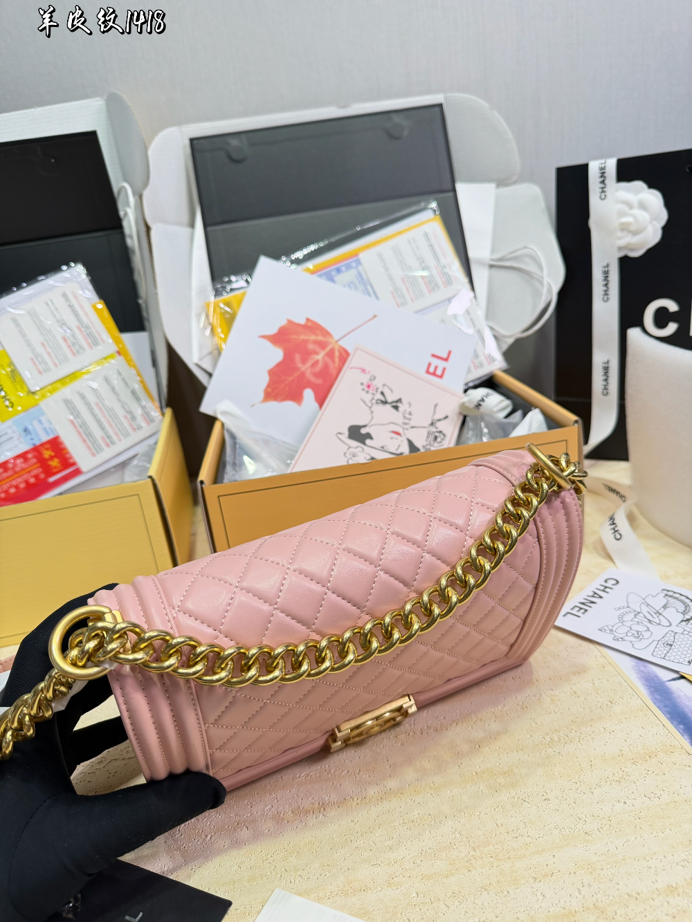 CEM292 New arrive fashion black white pink bag for woman hands bag beautiful gift to choose gift 25*15cm