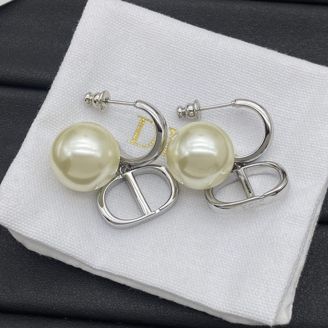 DEM275 New Arrive Fashion  Hot Sale  with Pearl Earring  for Woman Jewelry To Choose