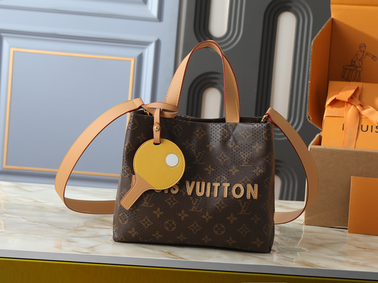 LEM492 New arrive fashion  brown bag for woman hands bag beautiful gift to choose gift 2 size
