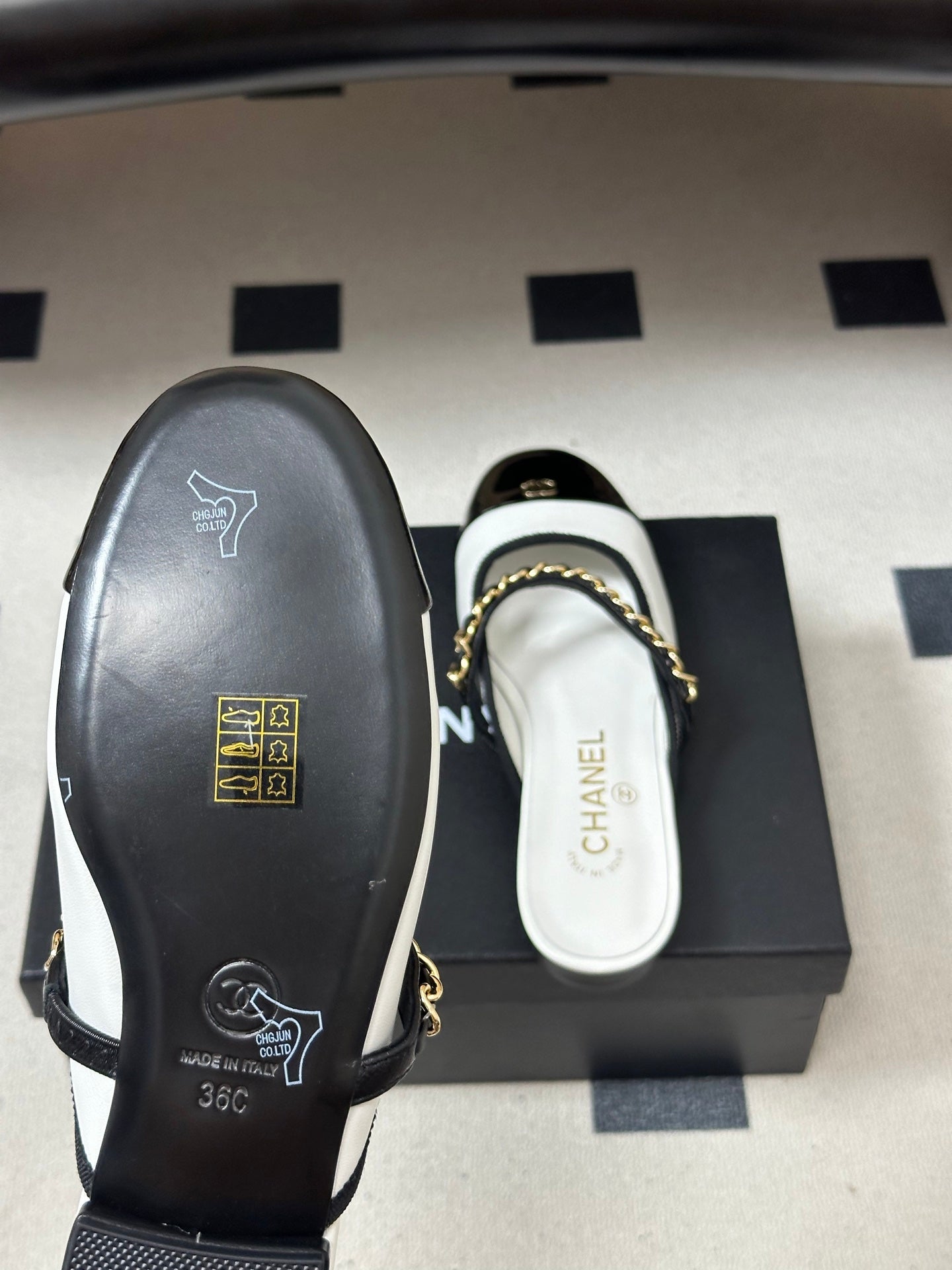 CEM257 New arrive fashion black and white color shose for woman beautiful gift to choose