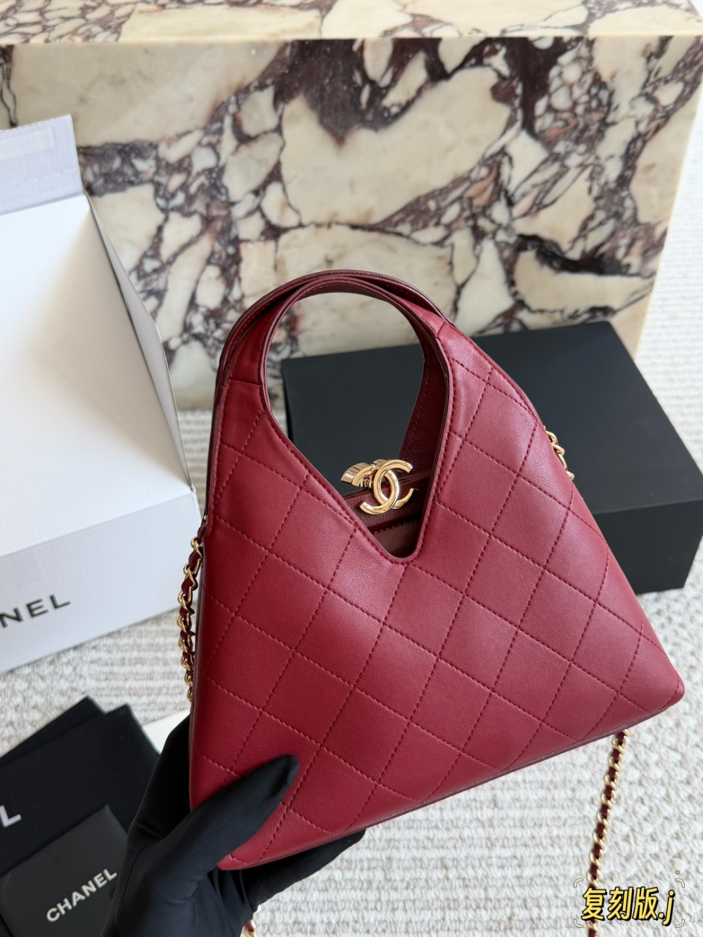 CEM309 New arrive fashion black white  pink red  Light camel color  khaki bag for woman hands bag beautiful gift to choose gift 23*25cm