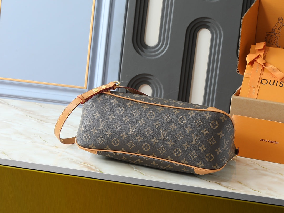 LEM277 designer bag Underarm Bag women bag classic old flower Chain retro single shoulder bags crossbody carrying bag women tote bag Clutch bag Handbags