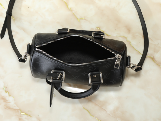 LEM432 New arrive fashion black white brown red khaki  bag for woman hands bag beautiful gift to choose gift 25.0 x 15.0 x 11.0 cm