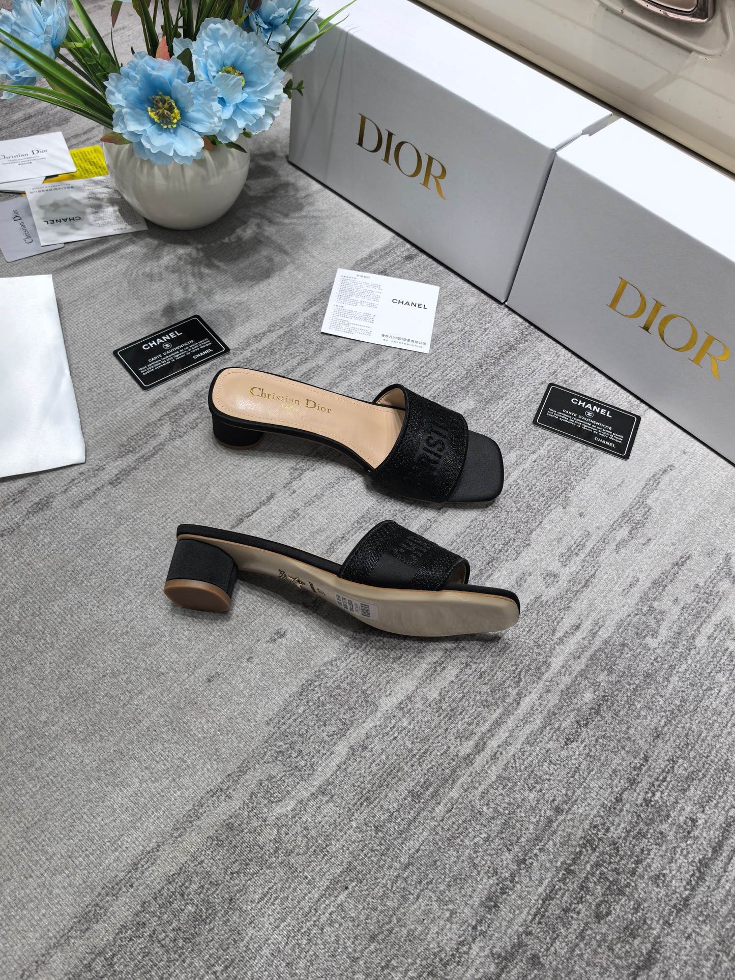 DEM308 New arrive fashion black and white  many color shose for woman beautiful Slippers gift to choose