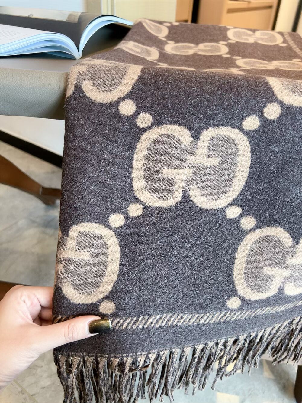 GEM114 Cashmere knitted scarf Women Man Designer Scarf fashion brand Cashmere Scarves For Winter Womens and mens Long Wraps Size  60*200cm