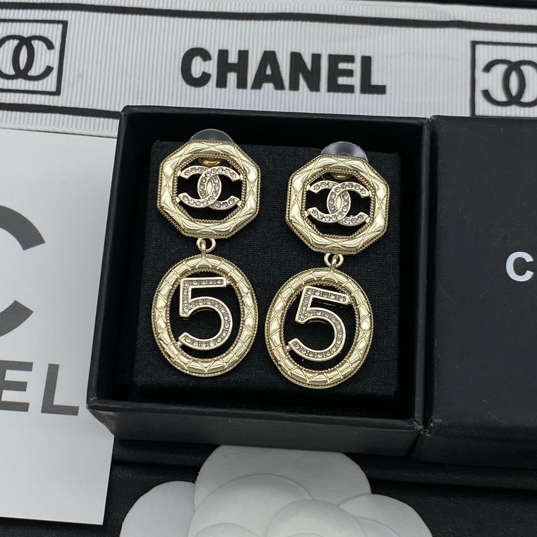 CEM210 New Arrive Fashion  Hot Sale  with Diamond Earring  for Woman Jewelry To Choose