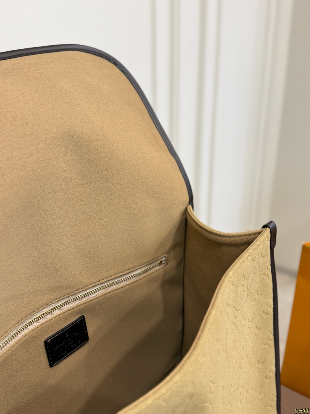 LEM609 New arrive fashion coffee blue black yellow red color bag for woman beautiful gift to choose 35*28CM