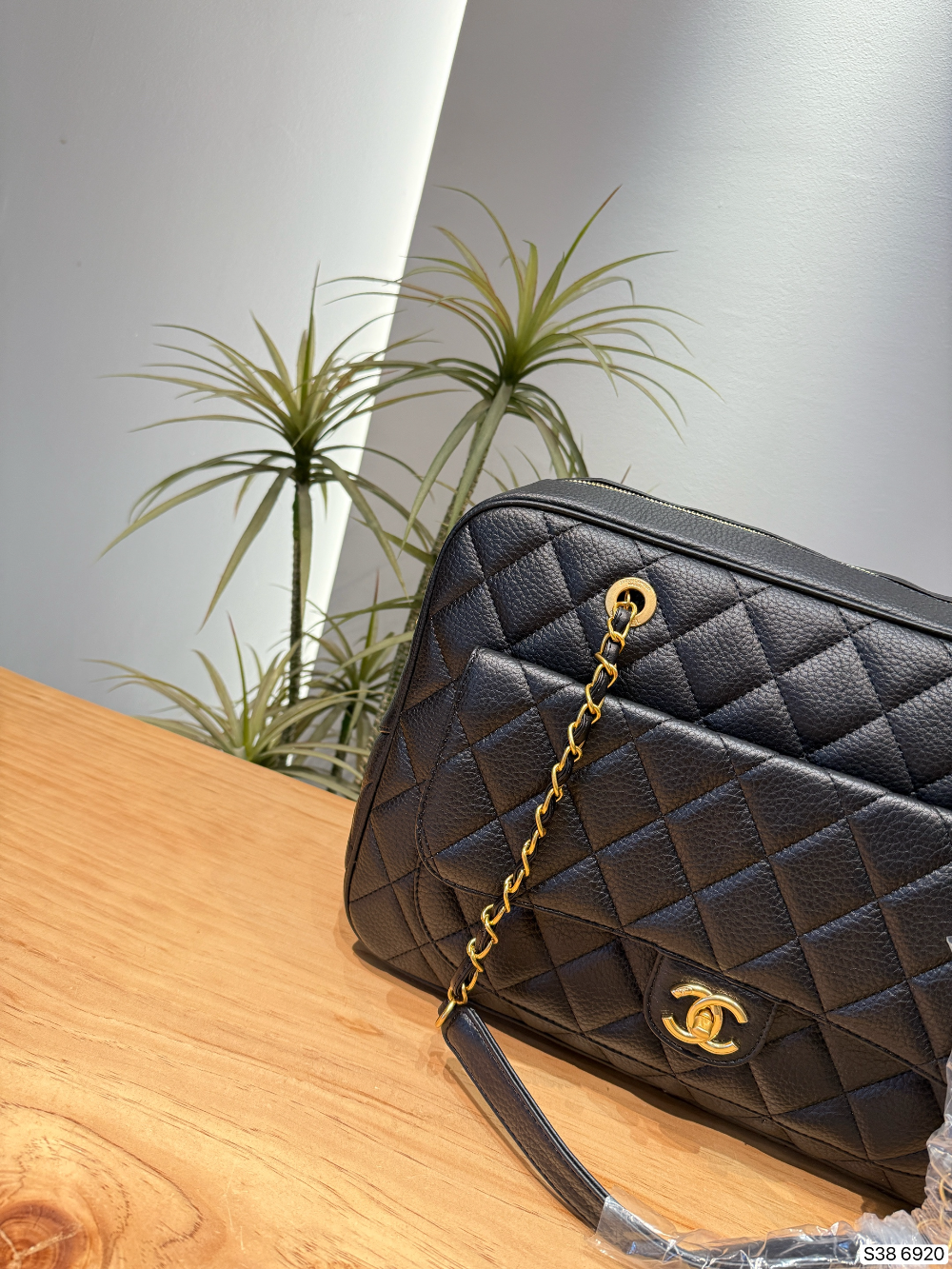 CEM296 New arrive fashion black bag for woman hands bag beautiful gift to choose gift 40*27cm