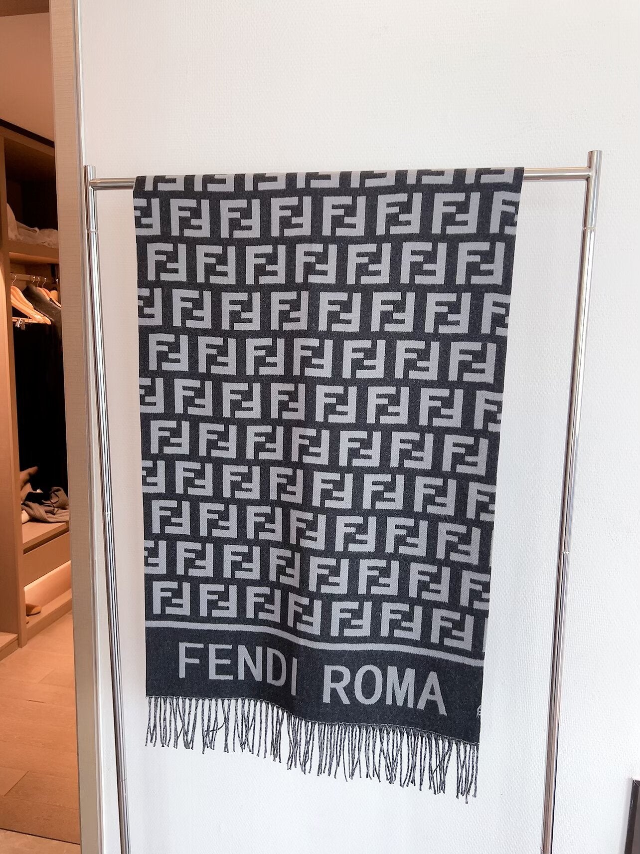 FEM22 Women Cashmere Designer Scarf Full Letter Printed Scarves Soft Touch Warm Wraps With Tags Autumn Winter Long Shawls 180✖️60cm