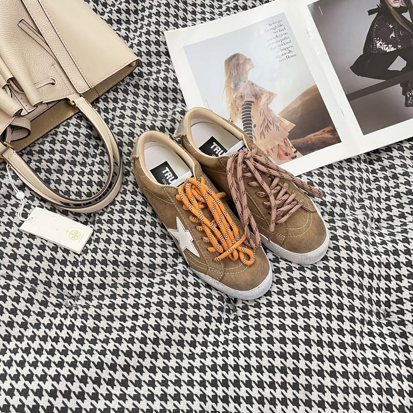 GGEM01 Designer Sneakers Men Women pink White Brown Trainers Womens