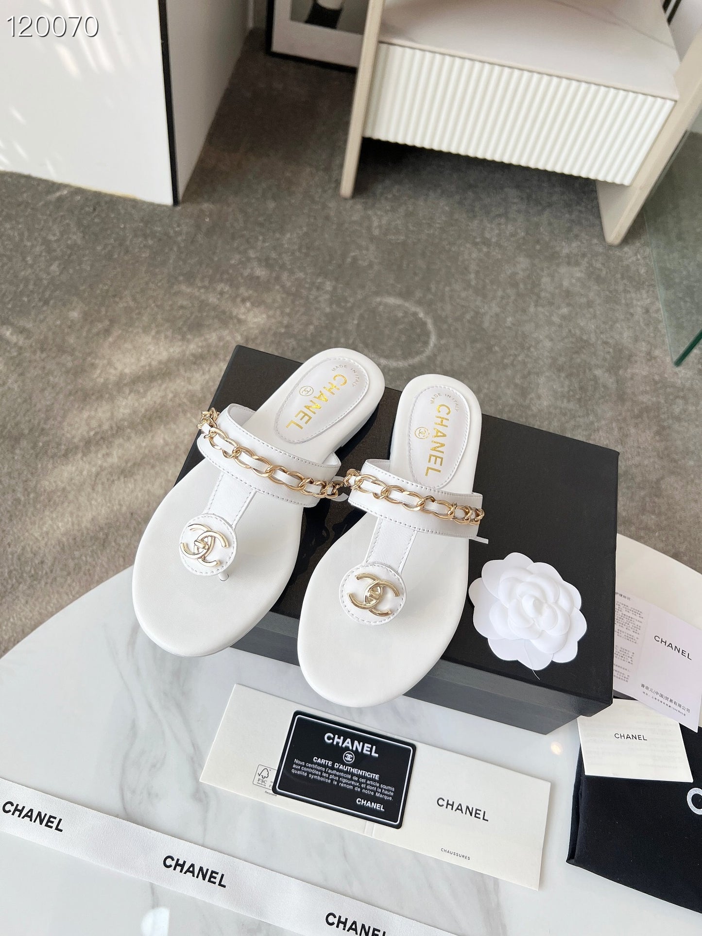 CEM171 Plus Size Open-Toe Pearl Flat for Women Summer Fashion Square Toe Solid Color Thick Sole Slippers