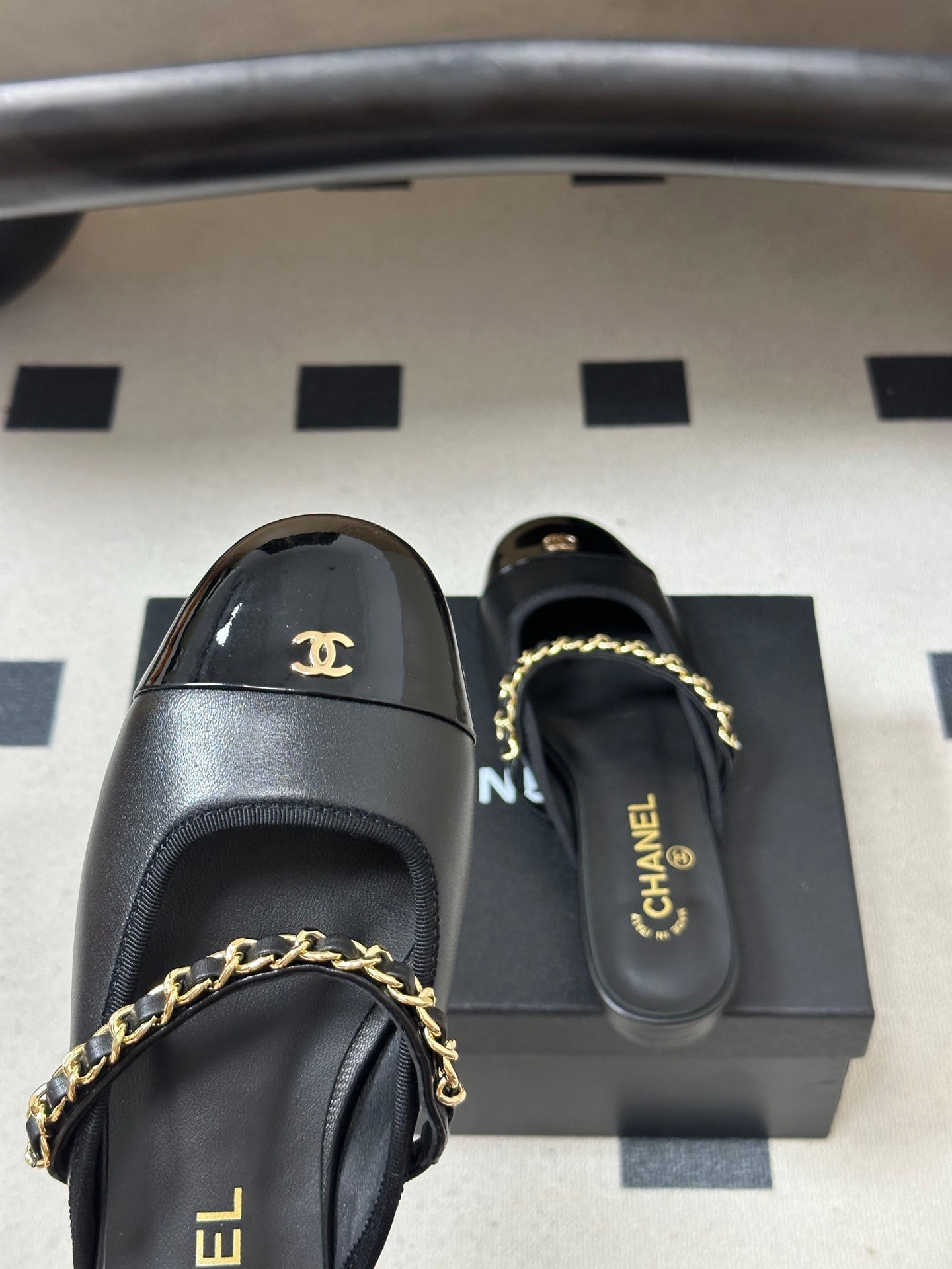 CEM257 New arrive fashion black and white color shose for woman beautiful gift to choose
