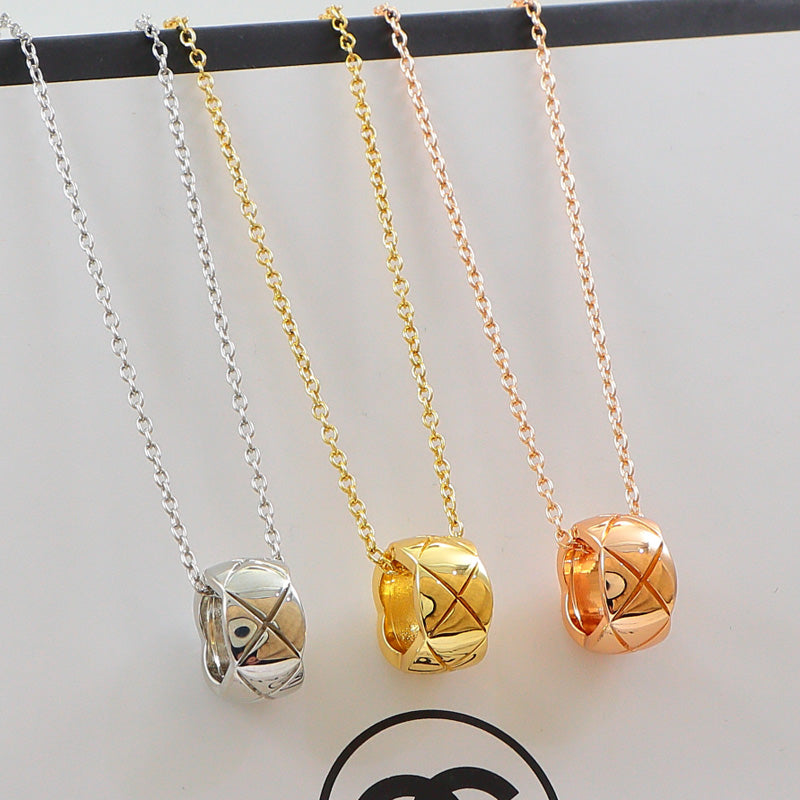 CEM233 New Arrive Fashion Diamond-patterned Necklace Necklce for Woman Titanium Steel Material Jewelry To Choose Gift