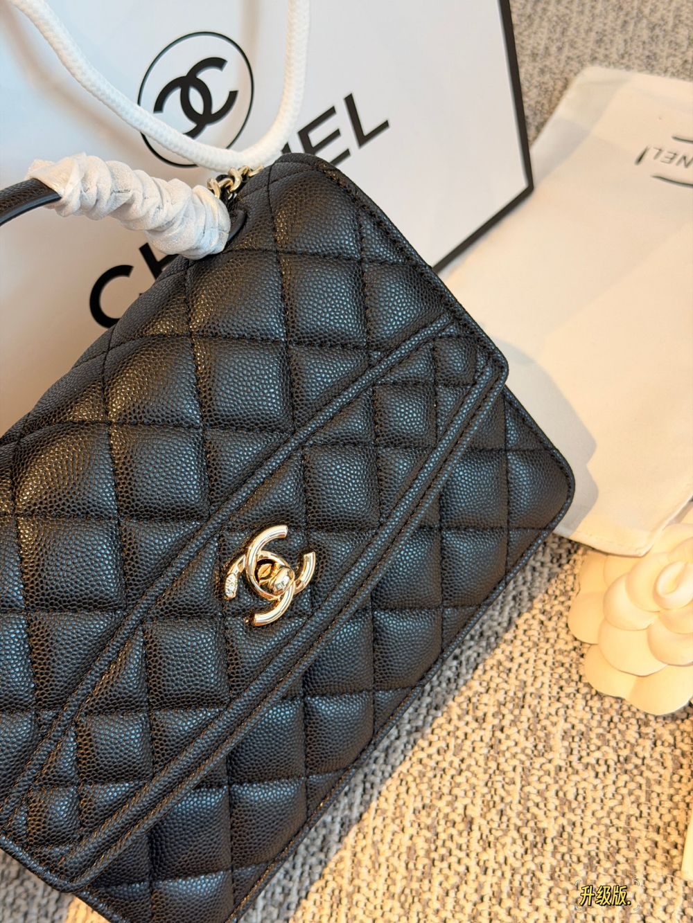 CEM305 New arrive fashion black white bag for woman hands bag beautiful gift to choose gift 21*15.5cm