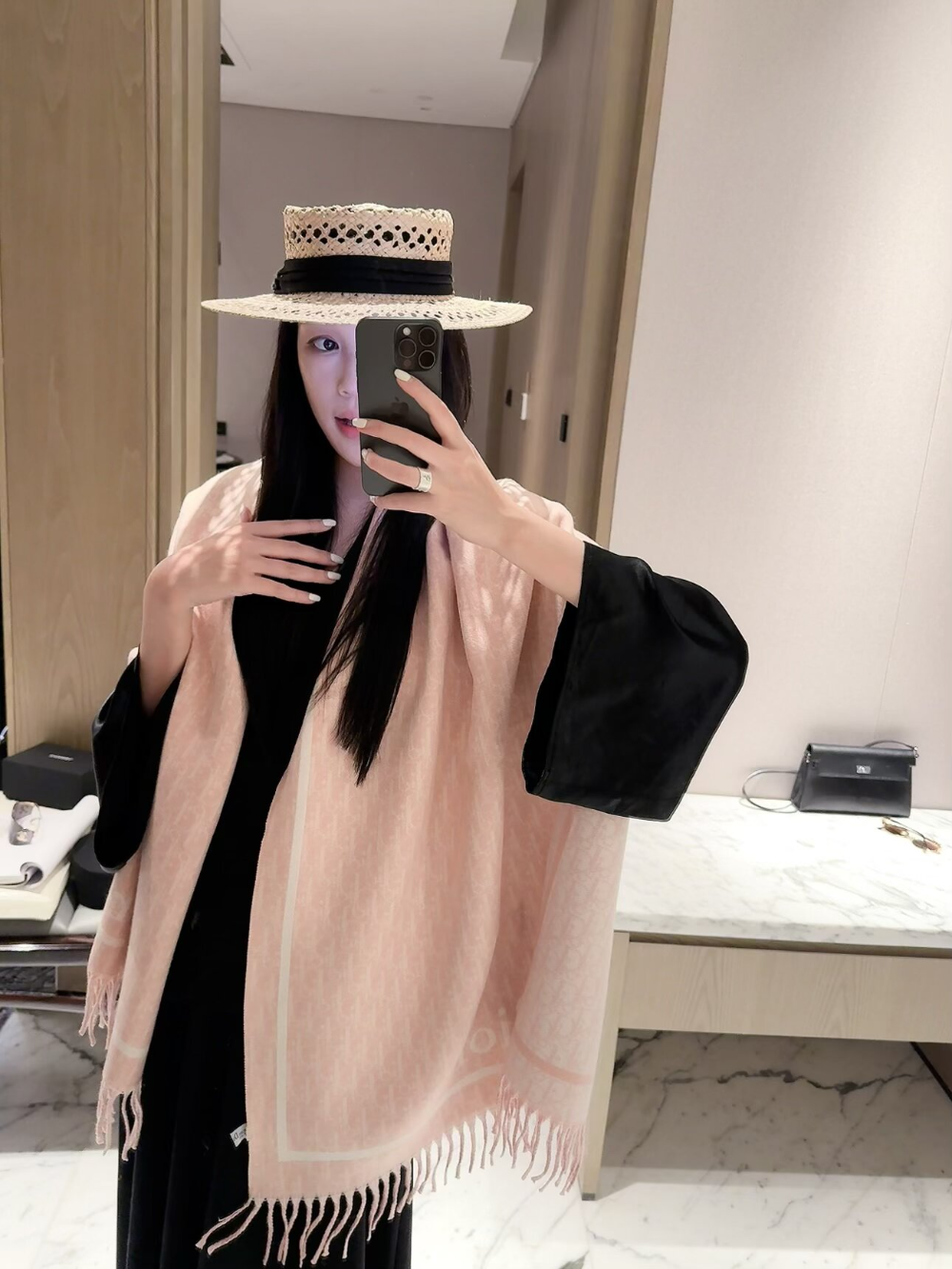 DEM393 new arrive  Hot sale black grey pink color fashion beautiful  scarf  for woman gift  to choose