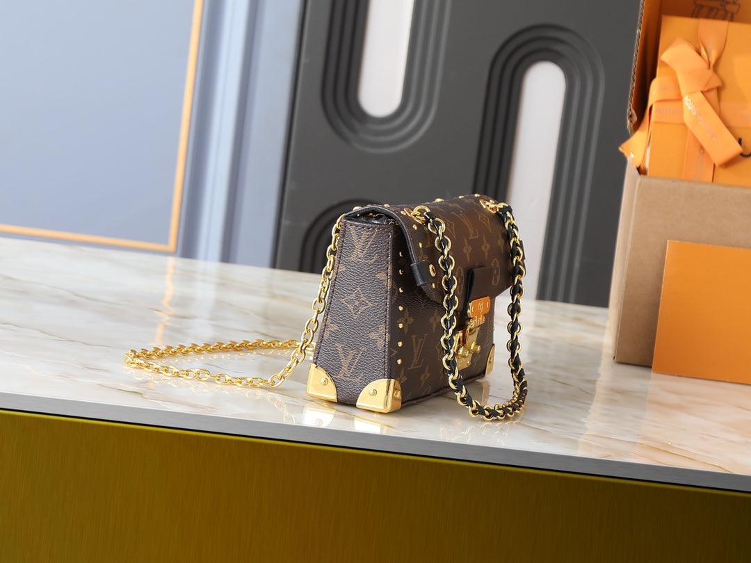 LEM337  Hot sale fashion black bag for woman hand bag beautiful gift  27 x 16 x 8cm size