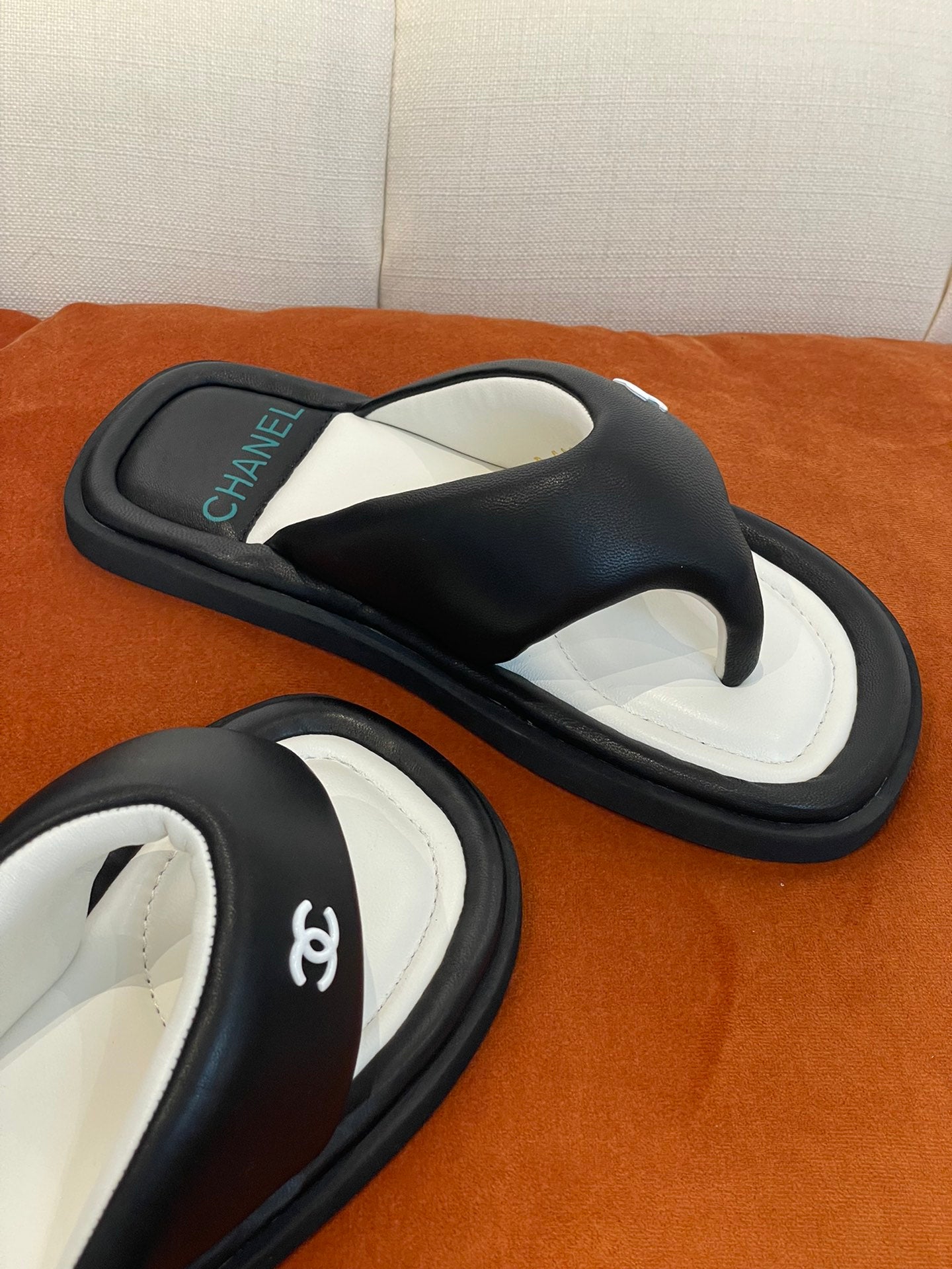 CS29 Hot sale fashion brand CC slippers shoes for woman with packaging