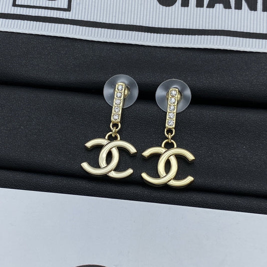 CEM214 New Arrive Fashion  Hot Sale  with Diamond Earring  for Woman Jewelry To Choose Gift