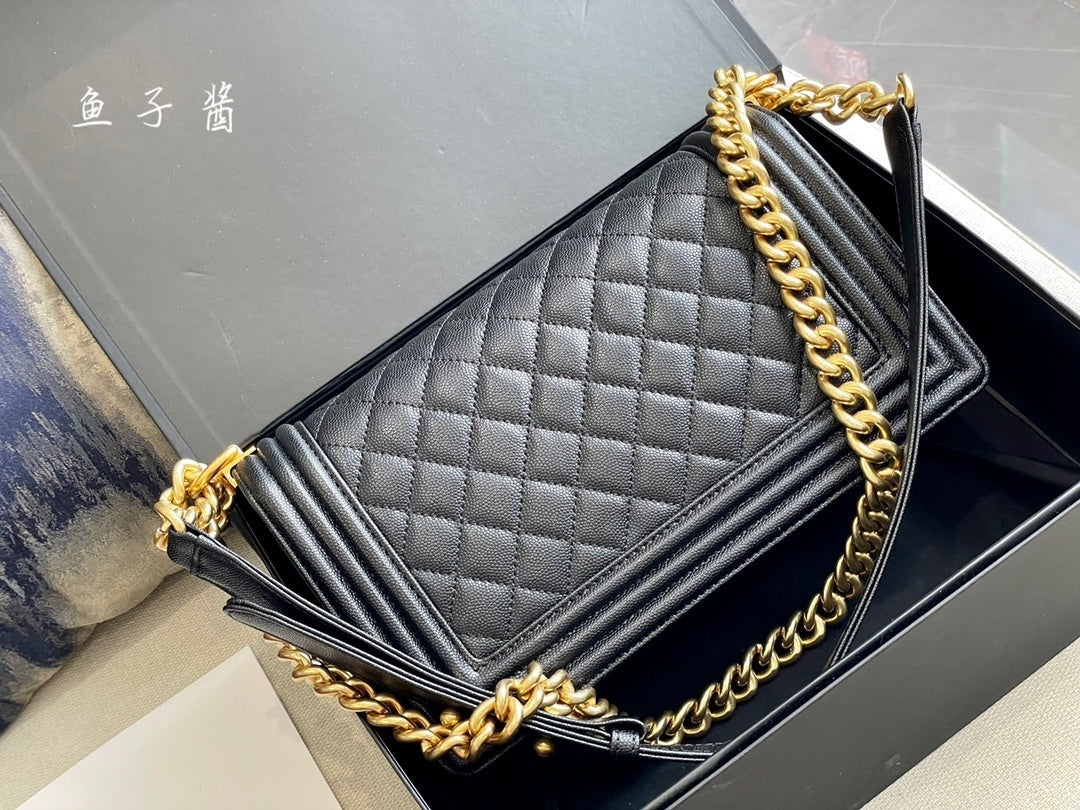 CEM11 New Arrive Hot Sale Black and Gold Color  Fashion Bag It Come with Box