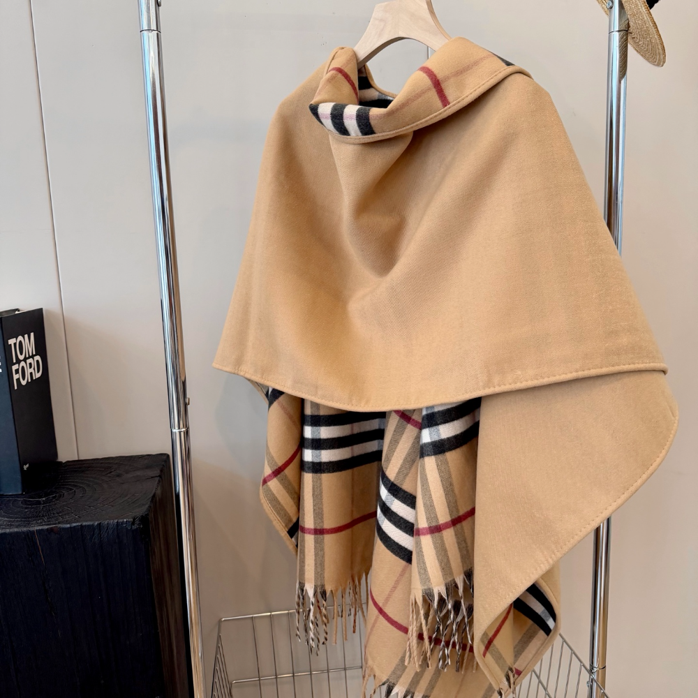 FEM32 new arrive  Hot sale yellow color fashion beautiful  scarf  for woman gift  to choose 140x 140cm