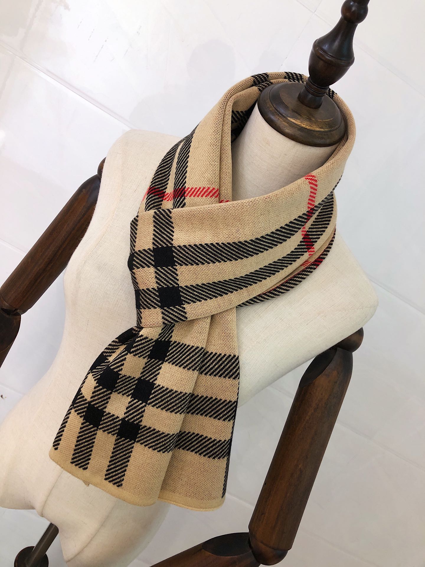 BEM33 Fashion Women's men Cashmere Designer Scarf Soft Touch Warm Packaging Autumn and Winter Long Shawl Brown and White Full Letter Scarf180*30cm