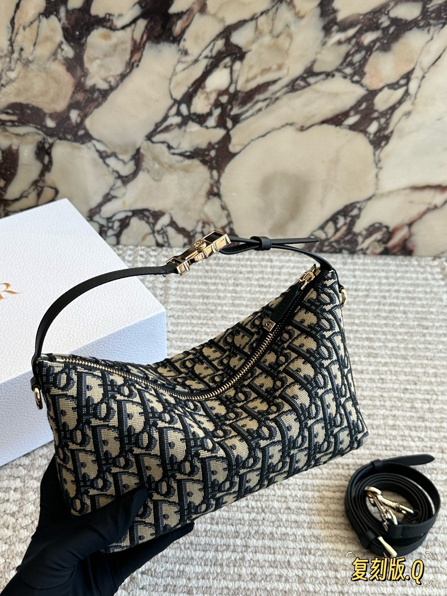 DEM235 New Arrive Hot Sale Black design  Fashion Bag It Come with Box