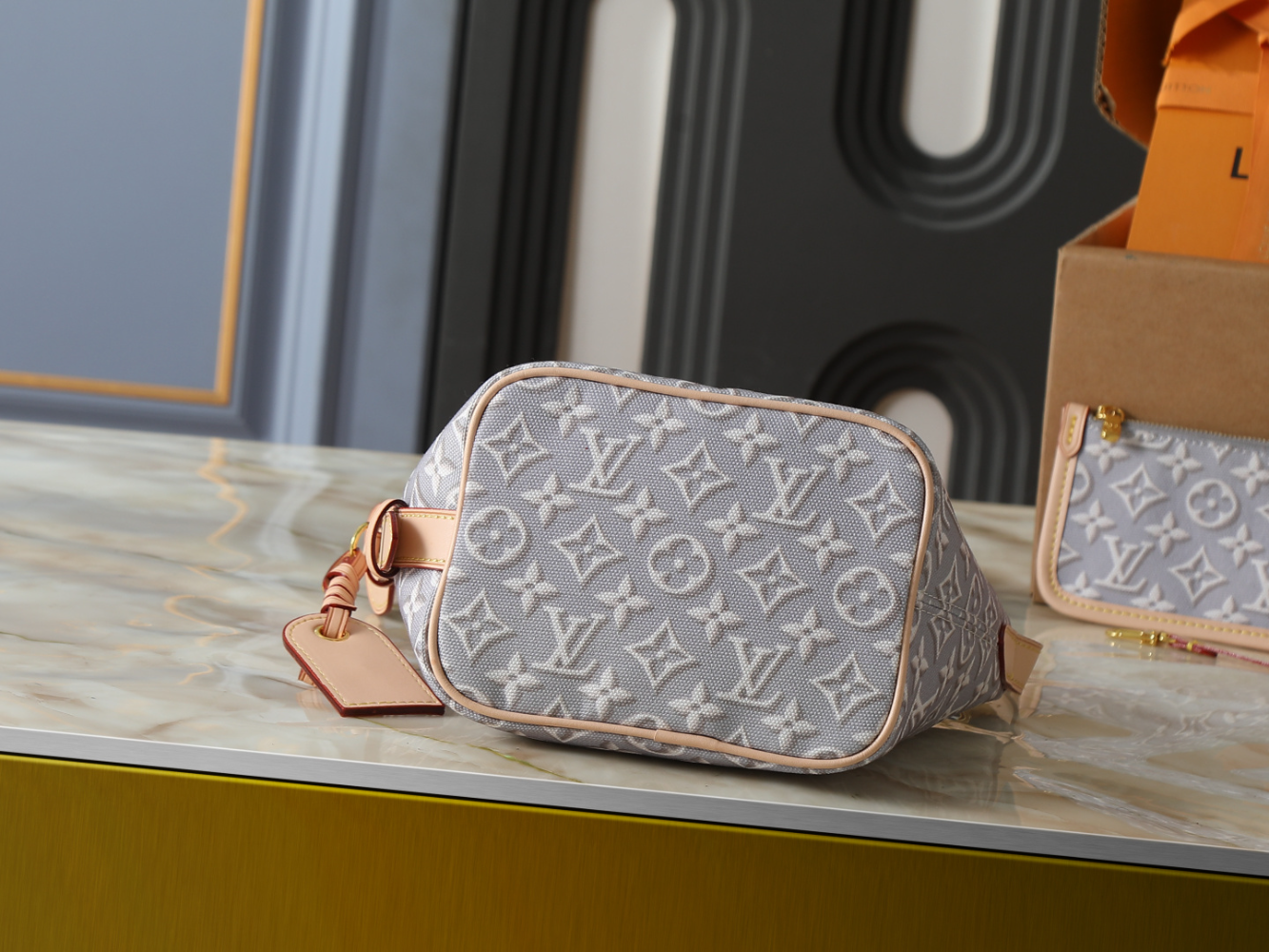 LEM485 New arrive fashion gray pink bag for woman hands bag beautiful gift to choose gift 16 x 18 x 12cm