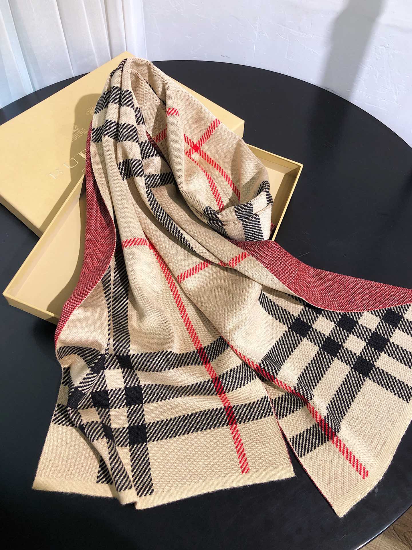BEM33 Fashion Women's men Cashmere Designer Scarf Soft Touch Warm Packaging Autumn and Winter Long Shawl Brown and White Full Letter Scarf180*30cm
