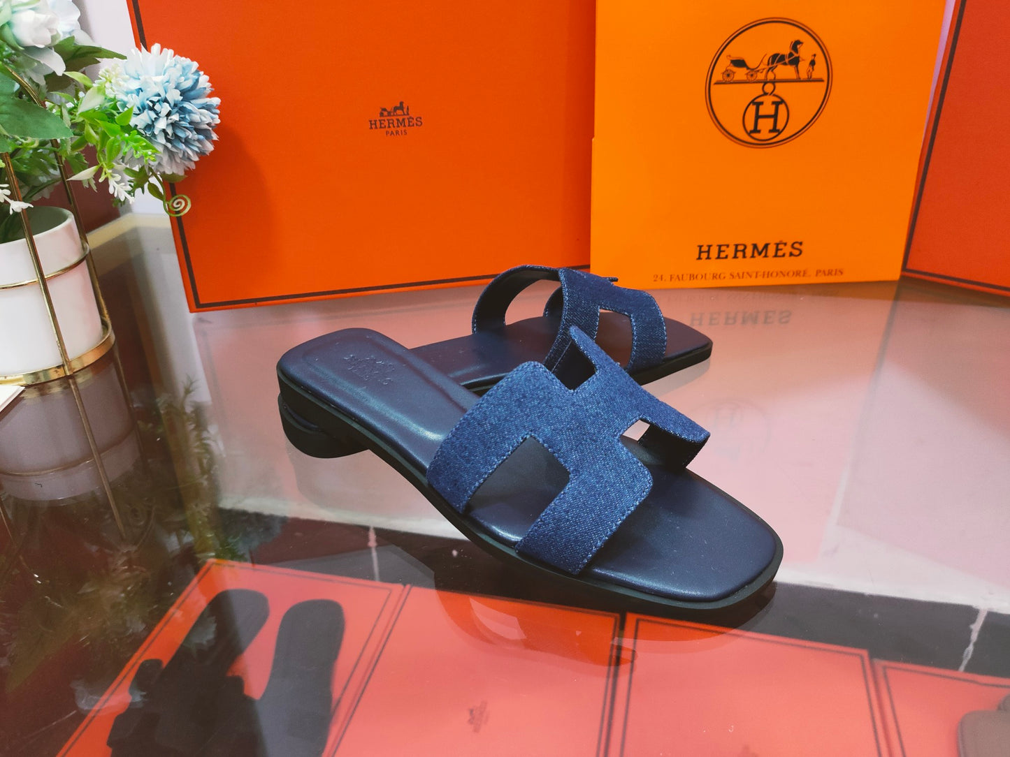 HEM107 New arrive fashion blue and black color H shose for woman beautiful Slippers gift to choose